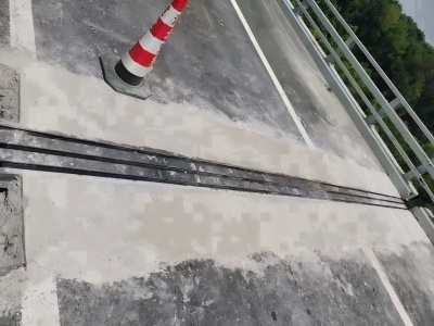 方正伸缩缝更换后浇筑材料快速结构修补料速砼的产品特点及施工流程​